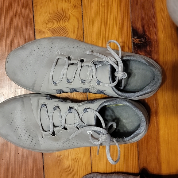 Under Armour runners - Picture 4 of 5